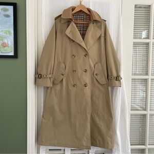 Classic Tan Women's Trench Coat